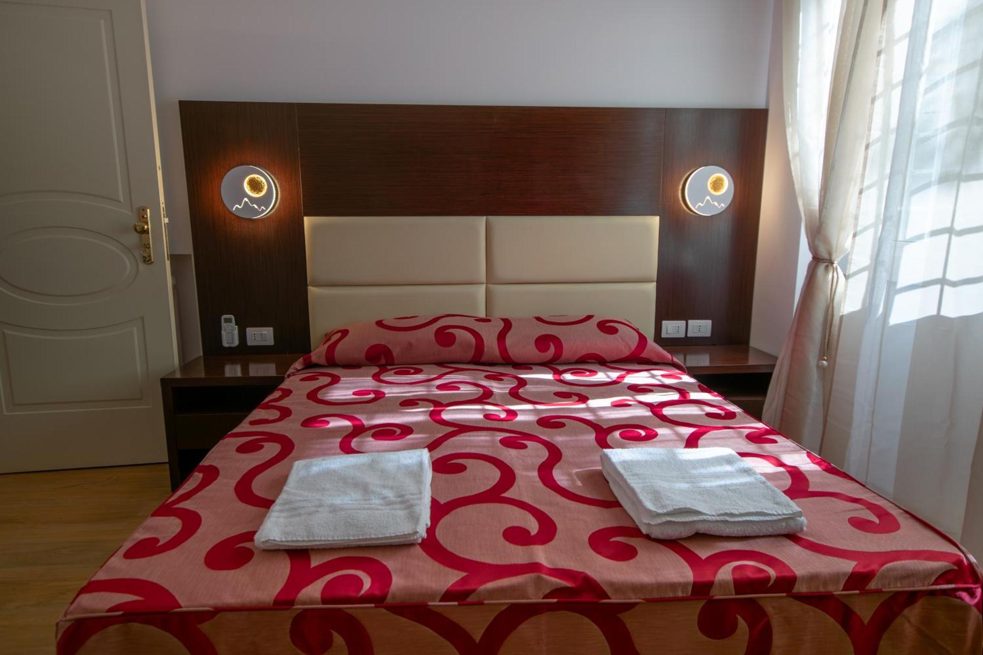 Mbs Marconi Bridge Suites Guest House روما المظهر الخارجي الصورة